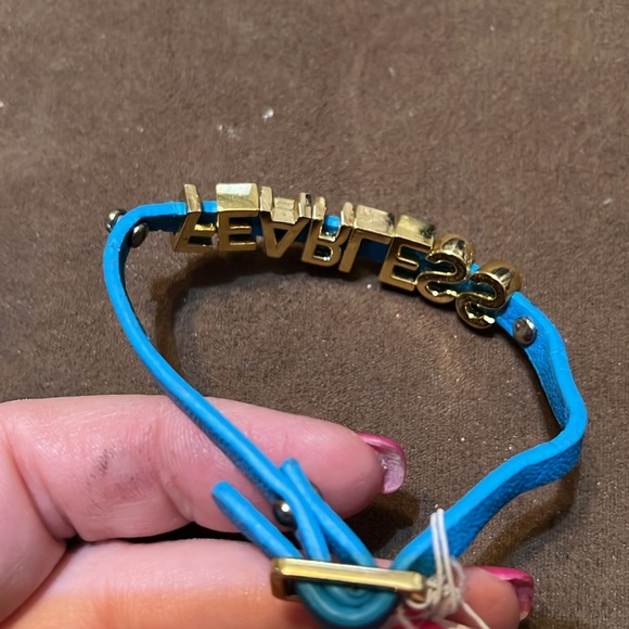 NWT BCBGenerationLadies’ Blue “FEARLESS” Bracelet - Picture 4 of 9